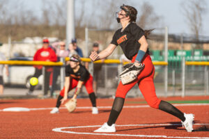 Masoner homers, Lehosit fires 1-hitter as Hawks win season-opener over Buccaneers